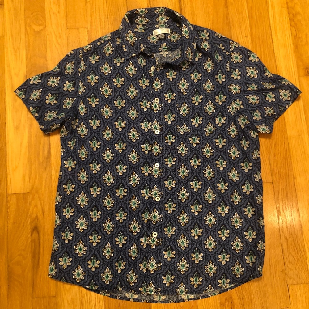 Men’s Patterned Button Down sz L